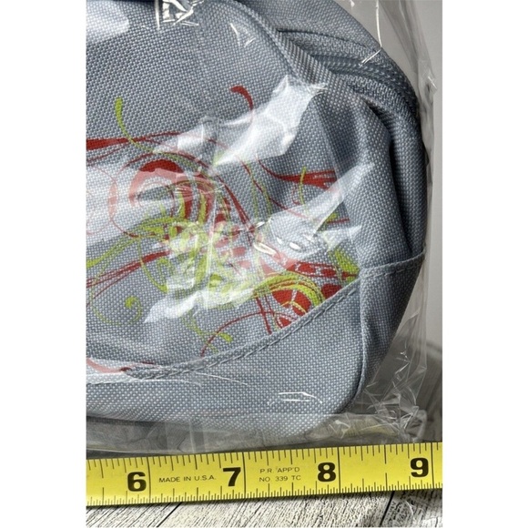 NEW Adidas Toiletry Bag for Gym or Sports - Picture 7 of 10